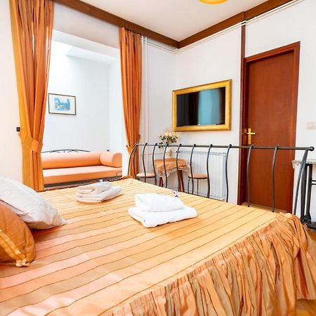 Guesthouse Villa Maria Malinska Kültér fotó
