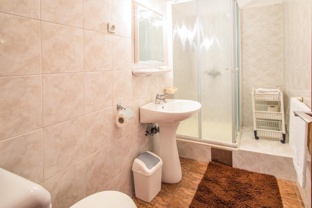 Guesthouse Villa Maria Malinska Kültér fotó